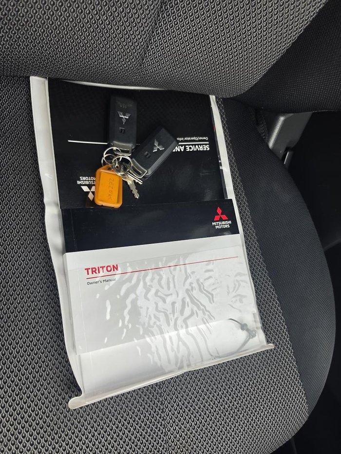 2023 Mitsubishi Triton GLS
