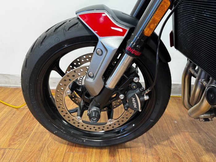 2022 Triumph TRIDENT 660 SILVER