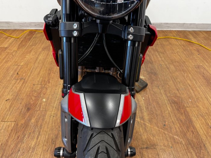 2022 Triumph TRIDENT 660 SILVER