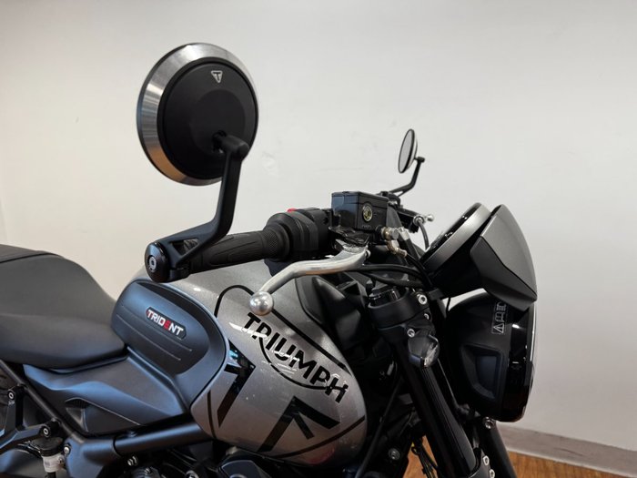 2022 Triumph TRIDENT 660 SILVER