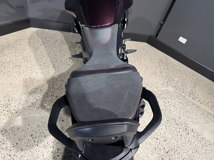2025 Ducati DIAVEL V4 BLACK