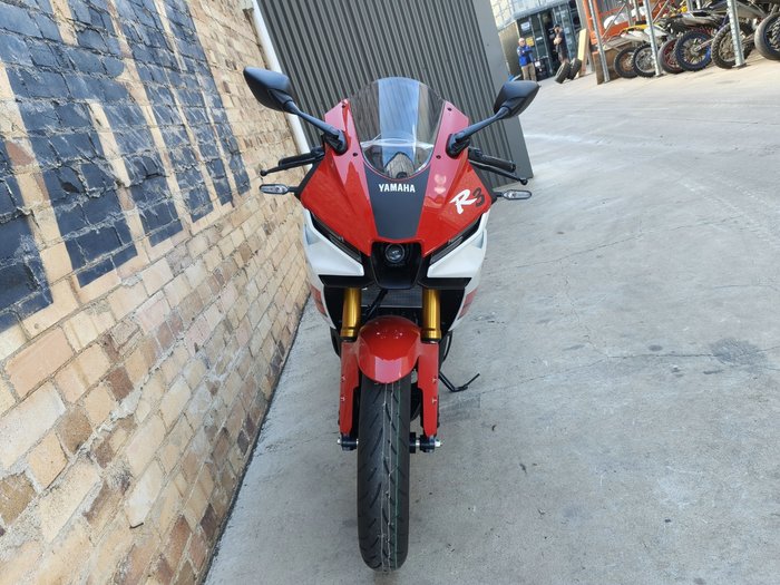 2026 YAMAHA YZF-R3 70TH ANNIVERSARY ROAD WHITE