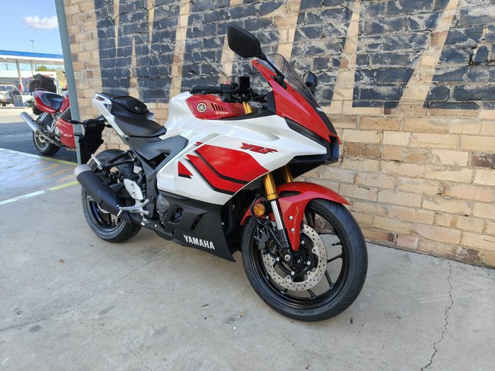 2026 YAMAHA YZF-R3 70TH ANNIVERSARY ROAD WHITE