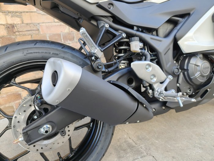 2026 YAMAHA YZF-R3 70TH ANNIVERSARY ROAD WHITE