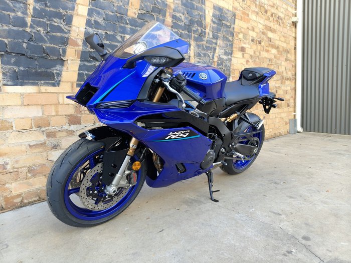 2026 YAMAHA YZF-R9 ROAD BLUE