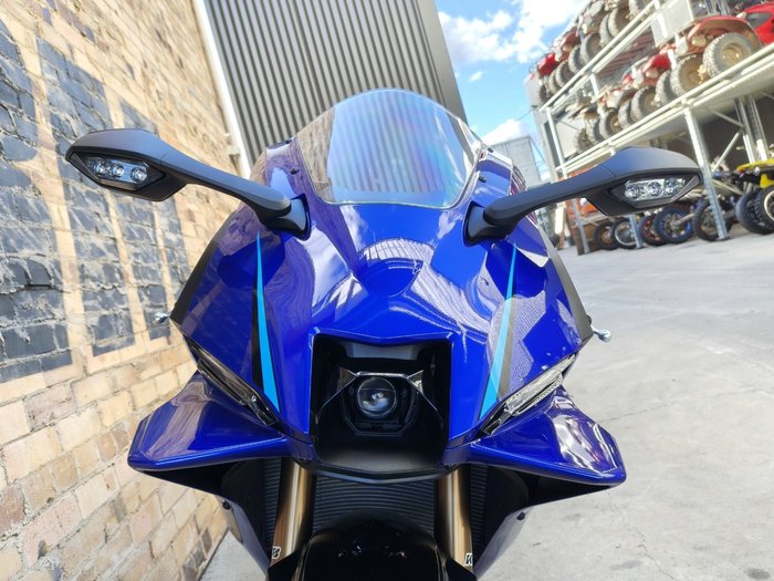 2026 YAMAHA YZF-R9 ROAD BLUE