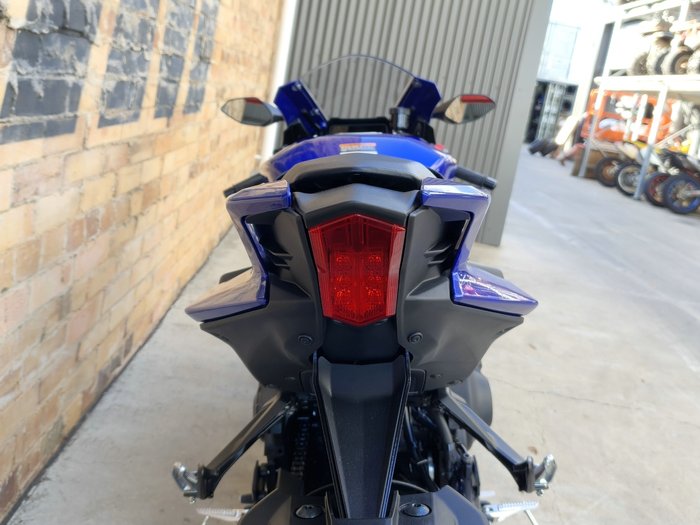 2026 YAMAHA YZF-R9 ROAD BLUE
