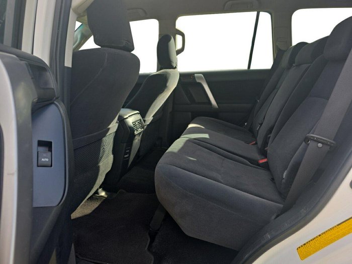 2013 Toyota Landcruiser Prado GX