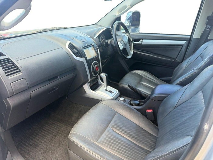 2017 Isuzu MU-X LS-T