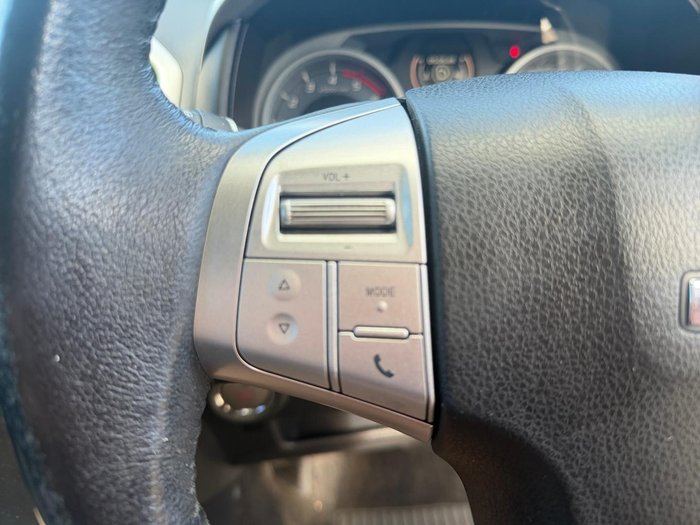 2017 Isuzu MU-X LS-T