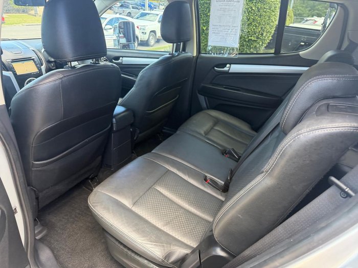2017 Isuzu MU-X LS-T