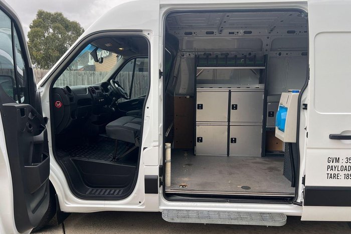 2019 Renault Master X62 White