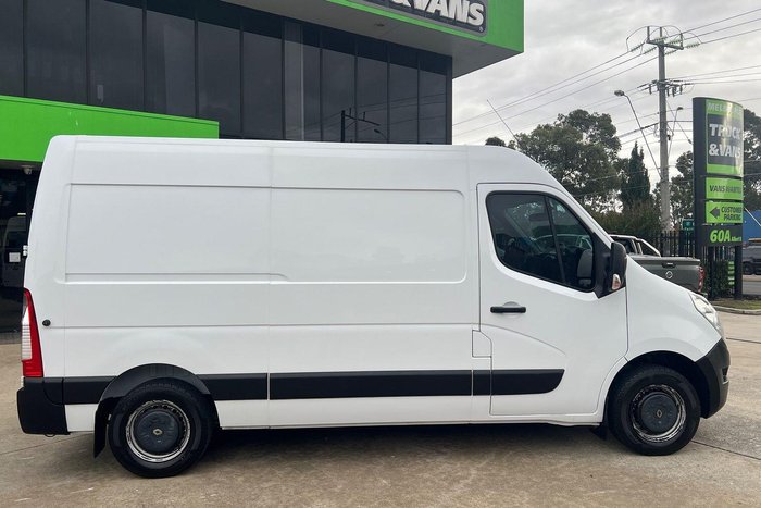 2019 Renault Master X62 White