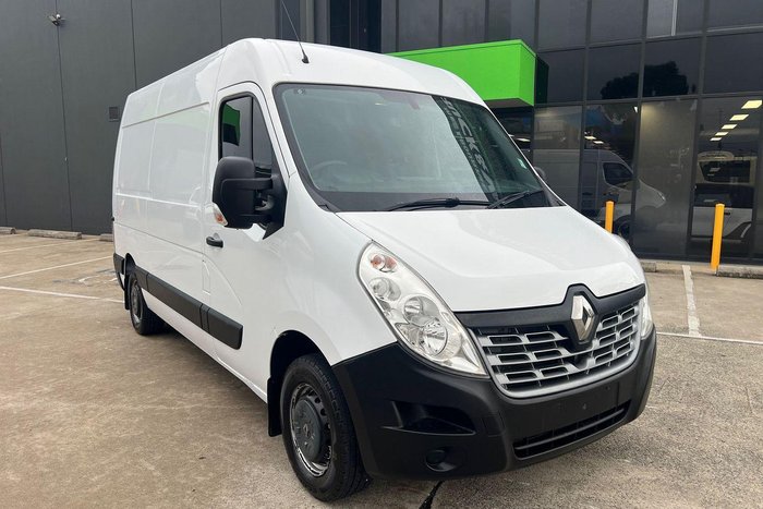 2019 Renault Master X62 White