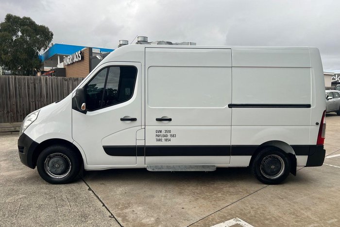 2019 Renault Master X62 White