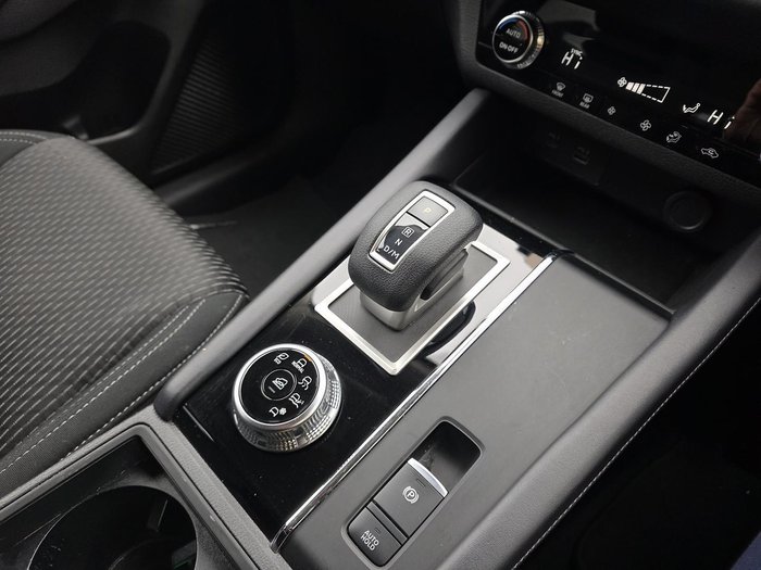 2023 Mitsubishi Outlander ES