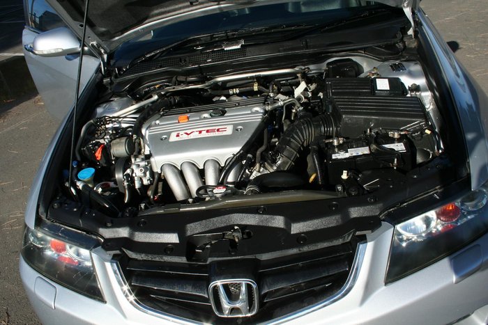 2004 Honda Accord Euro Luxury 7th Gen Satin Silver