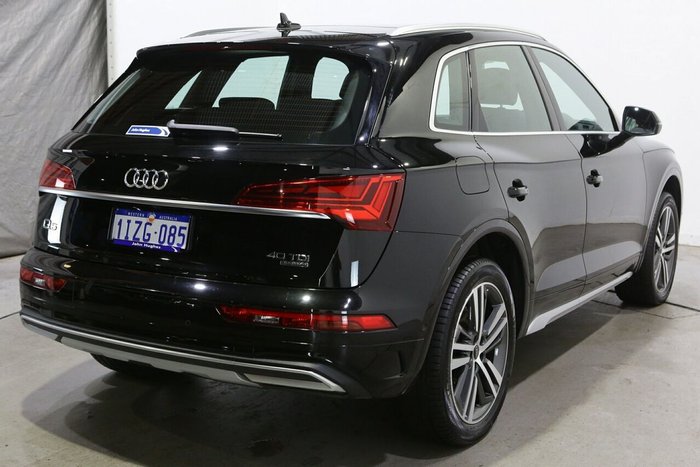 2025 Audi Q5 40 TDI Sport