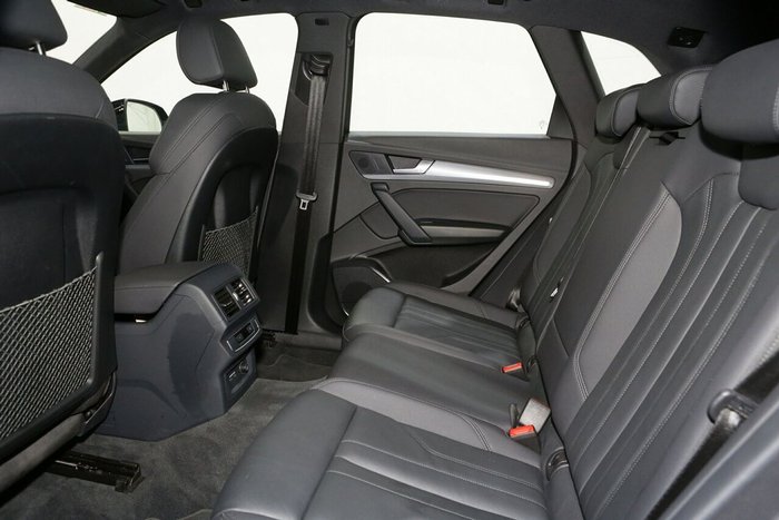 2025 Audi Q5 40 TDI Sport