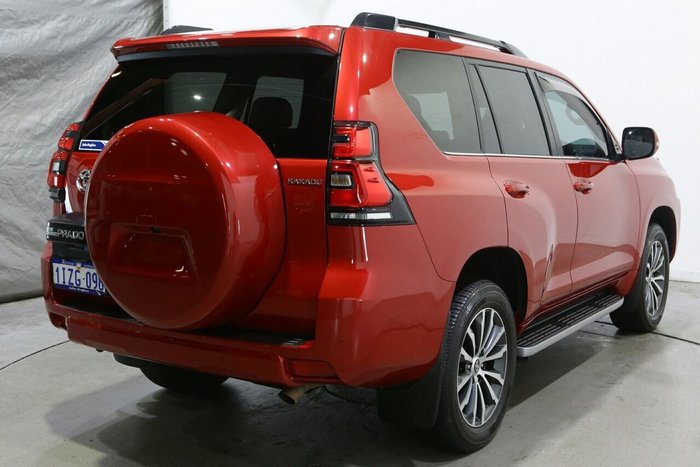 2023 Toyota Landcruiser Prado Kakadu