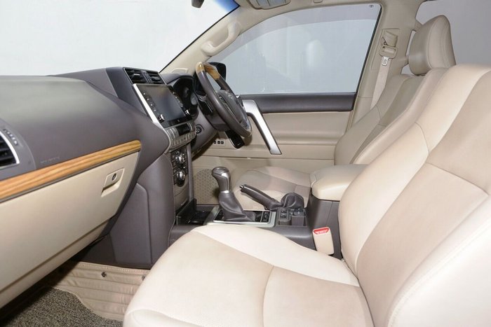 2023 Toyota Landcruiser Prado Kakadu