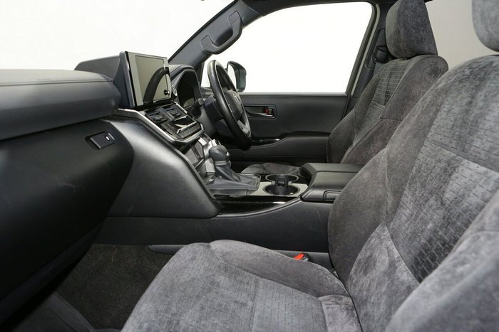 2025 Toyota Landcruiser GXL