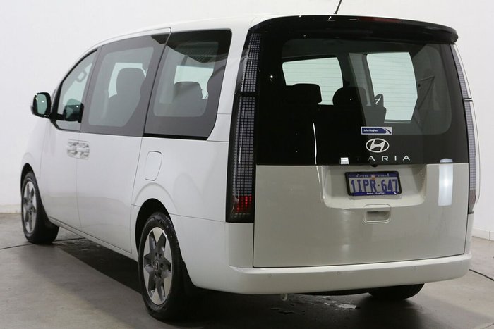 2025 Hyundai STARIA