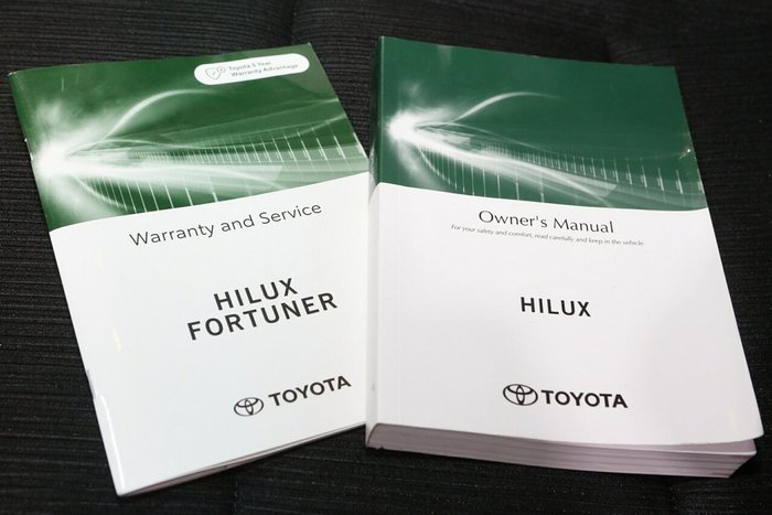 2021 Toyota Hilux SR5