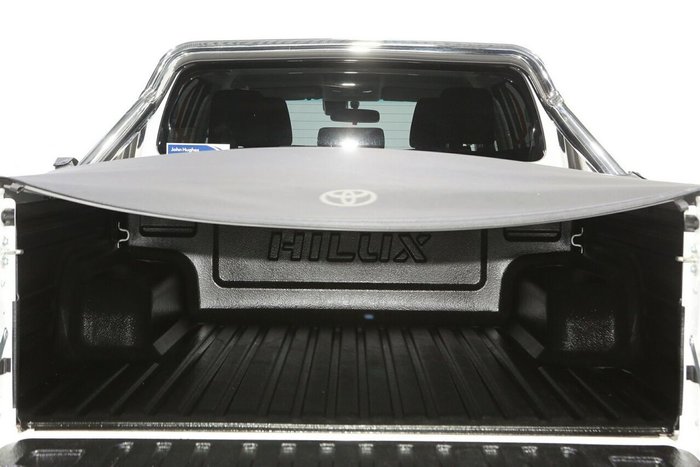 2021 Toyota Hilux SR5