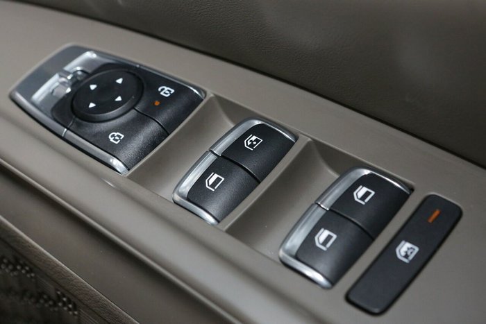 2025 Kia Carnival S