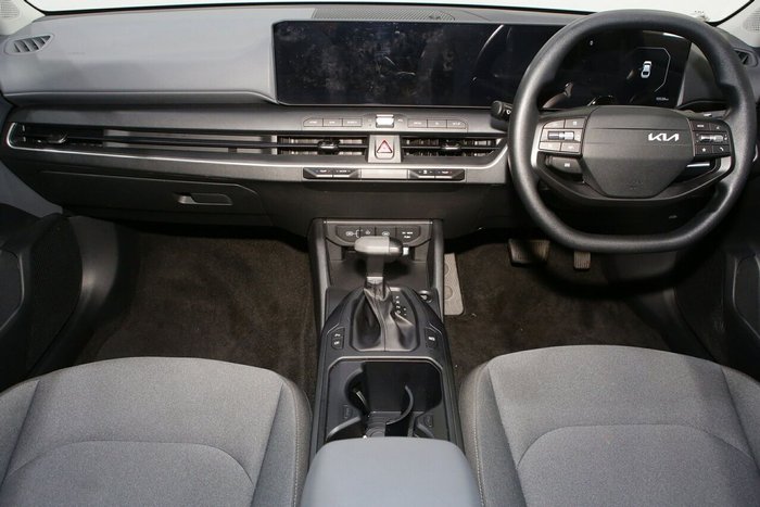 2025 Kia K4 S
