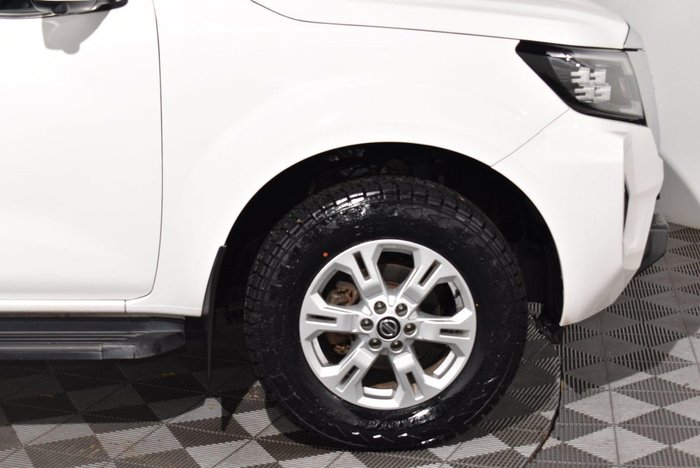 2021 Nissan Navara ST