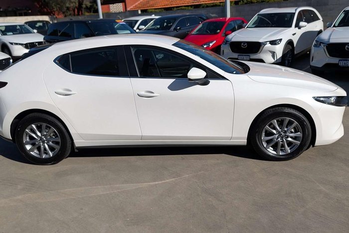 2025 Mazda 3 G20 Pure