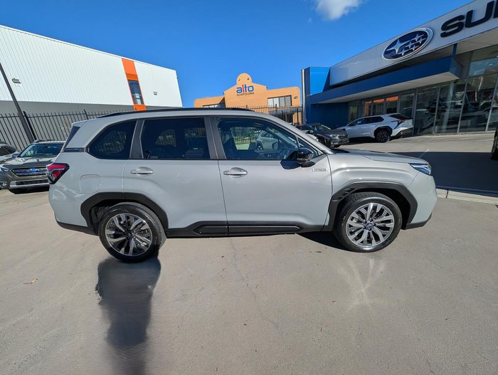 2026 Subaru Forester Hybrid Touring