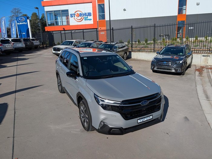 2026 Subaru Forester Hybrid Touring