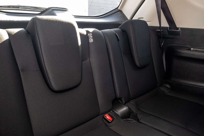 2022 Nissan X-TRAIL ST