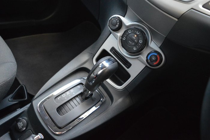 2011 Ford Fiesta LX WT Highlight Silver