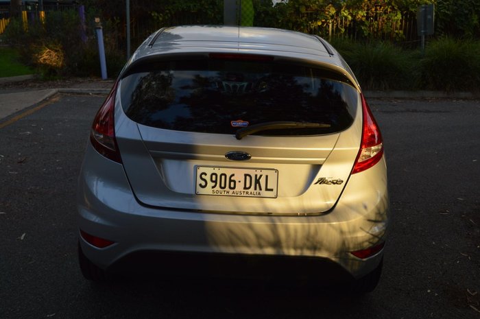 2011 Ford Fiesta LX WT Highlight Silver