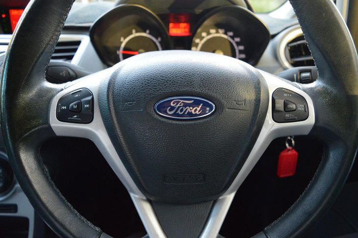 2011 Ford Fiesta LX WT Highlight Silver