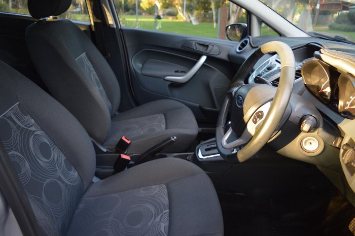 2011 Ford Fiesta LX WT Highlight Silver