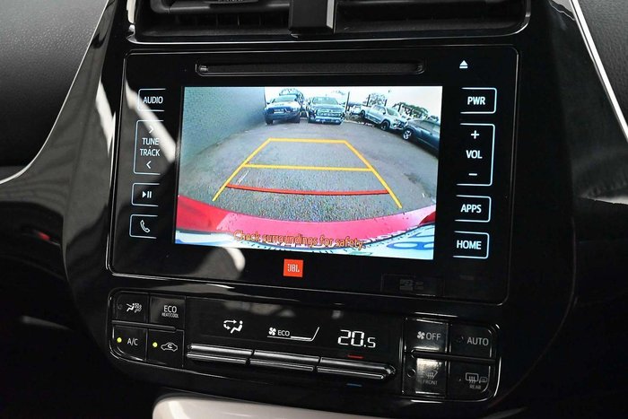 2016 Toyota Prius i-Tech