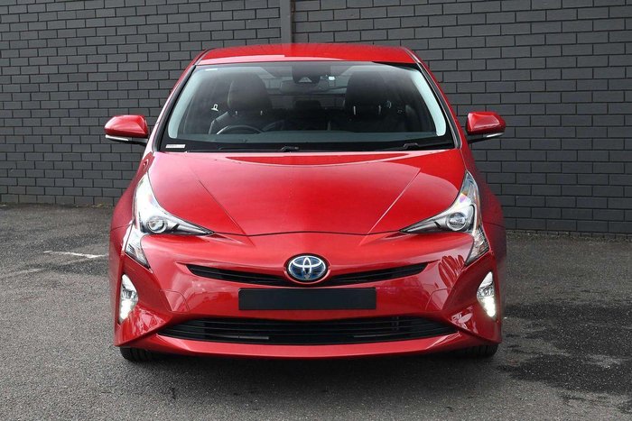 2016 Toyota Prius i-Tech