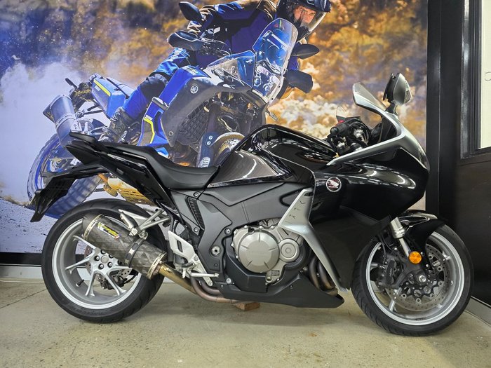 2017 Honda VFR1200 BLACK
