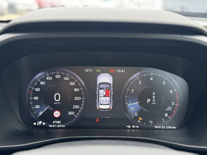 2021 Volvo XC40 T4 Inscription