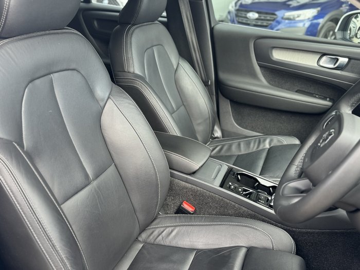 2021 Volvo XC40 T4 Inscription