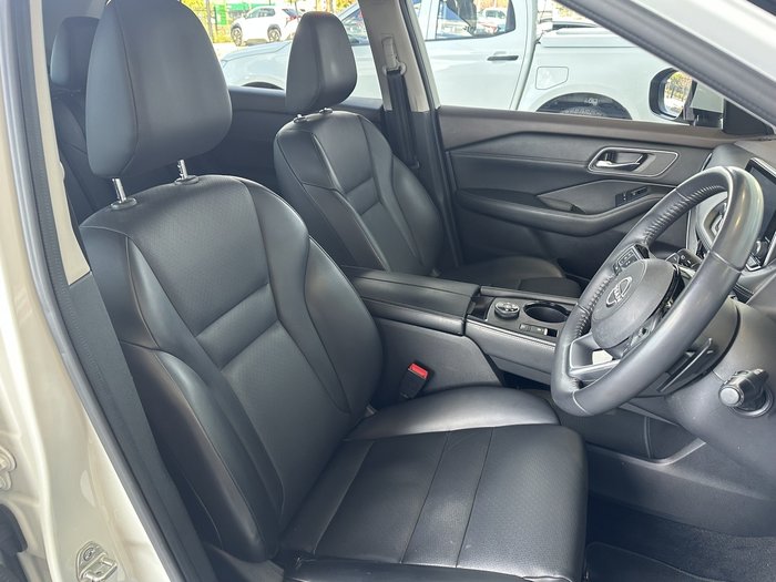 2023 Nissan X-TRAIL ST-L