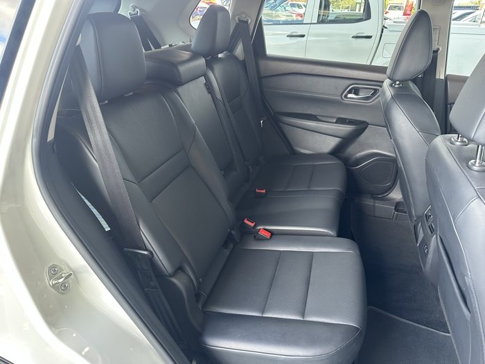 2023 Nissan X-TRAIL ST-L