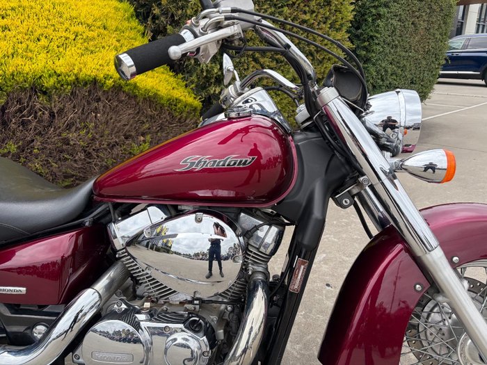 2004 Honda VT750C SHADOW Red