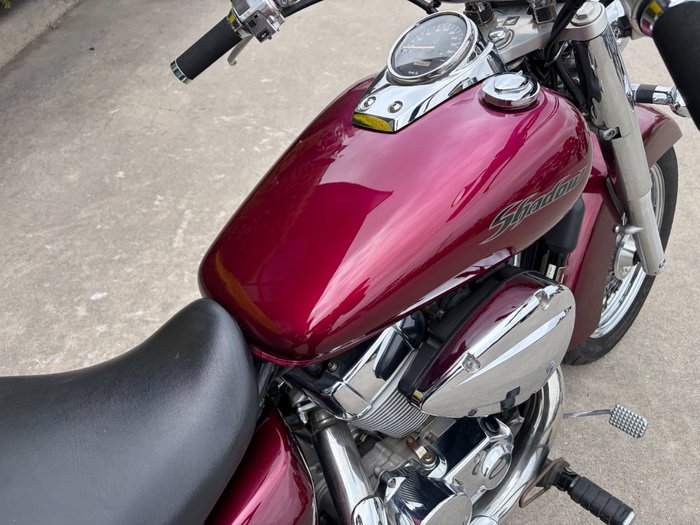 2004 Honda VT750C SHADOW Red