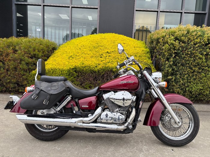 2004 Honda VT750C SHADOW Red